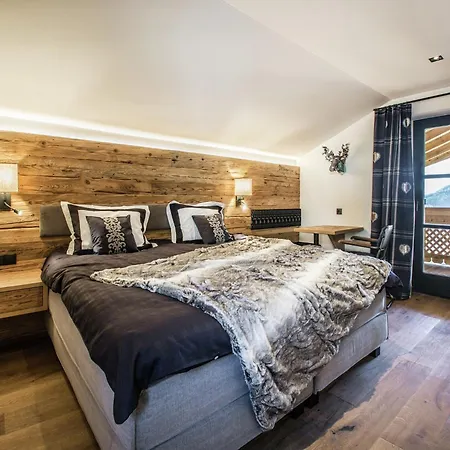 In Near Lift, Cleaning Included Chalet Wagrain